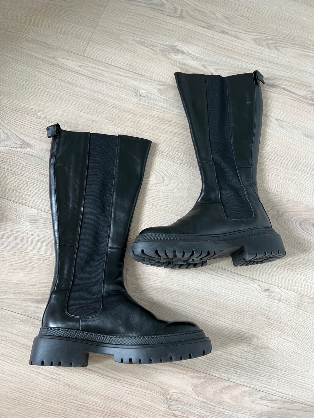 Maguire Monza Wide Calf Boots - Picture 2 of 7